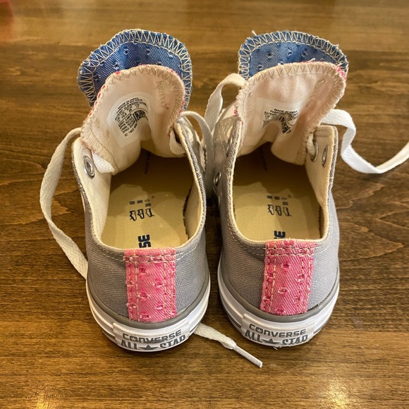 Sz 11 Converse All-Stars special edition sneakers - Picture 4 of 5